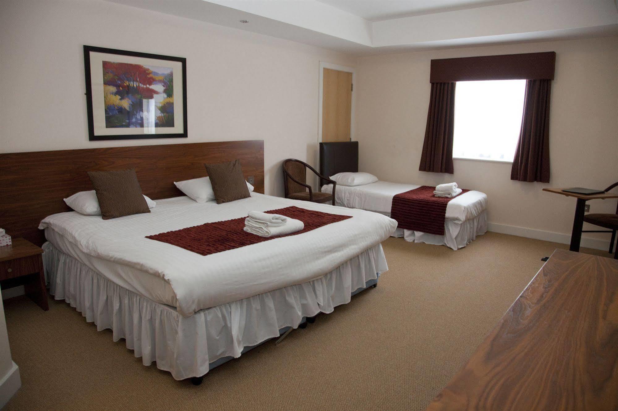 Boston West Hotel المظهر الخارجي الصورة